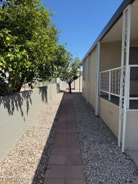 3212 Gavilan Lane, Las Vegas, NV 89122 - Image #3