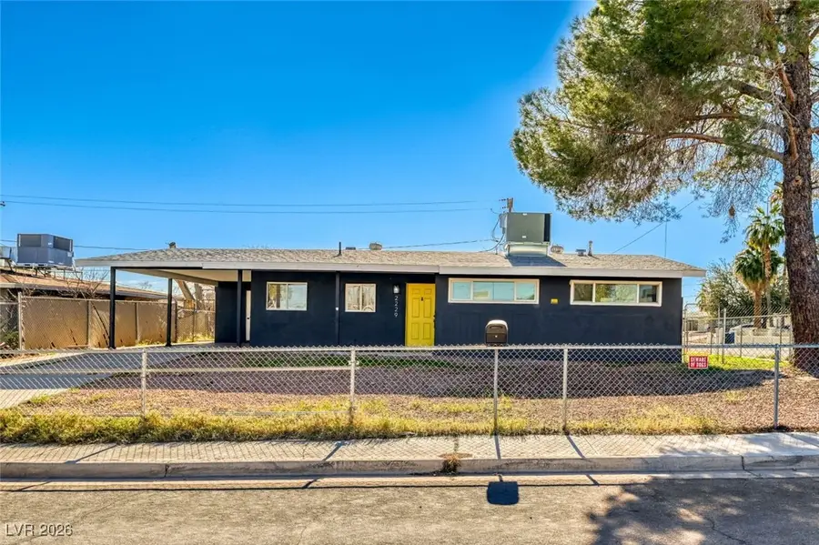 2229 Dune Drive, Las Vegas, NV 89106 - Image #2