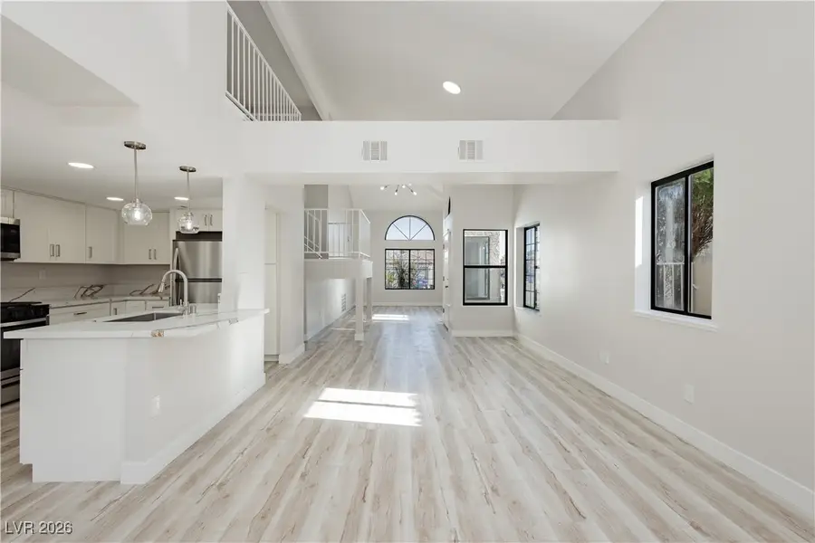 365 Peach Tree Drive, Henderson, NV 89014 - Image #2