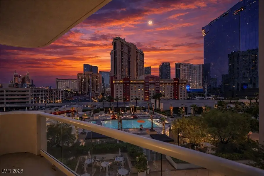 135 E Harmon Avenue #315, Las Vegas, NV 89109 - Image #2