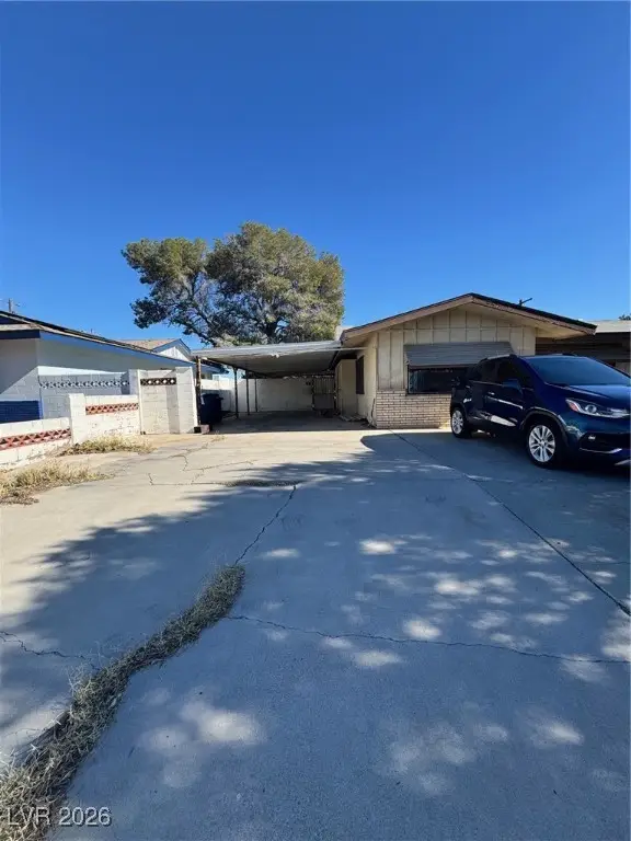 3200 Silver Saddle Street, Las Vegas, NV 89169 - Image #2