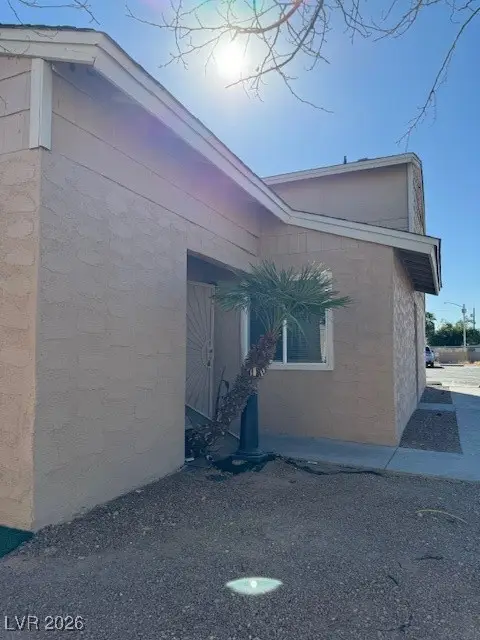 5116 Gray Lane #E, Las Vegas, NV 89119 - Image #3