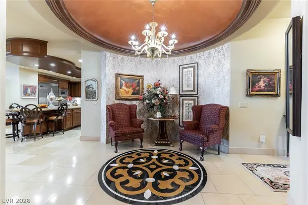 9101 Alta Drive #305, Las Vegas, NV 89145