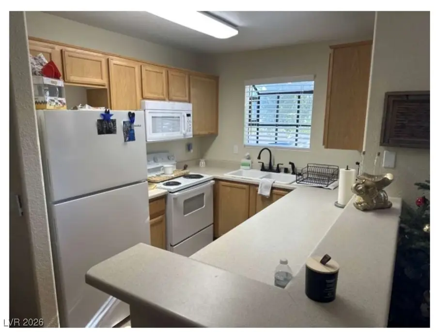 2984 Juniper Hills Boulevard #102, Las Vegas, NV 89142 - Image #3