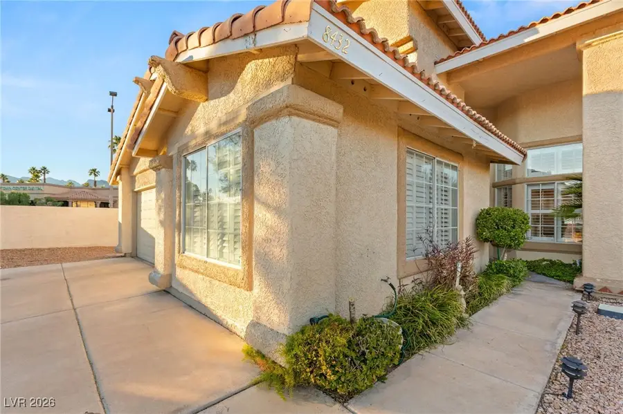 8432 Airmont Court, Las Vegas, NV 89128 - Image #3
