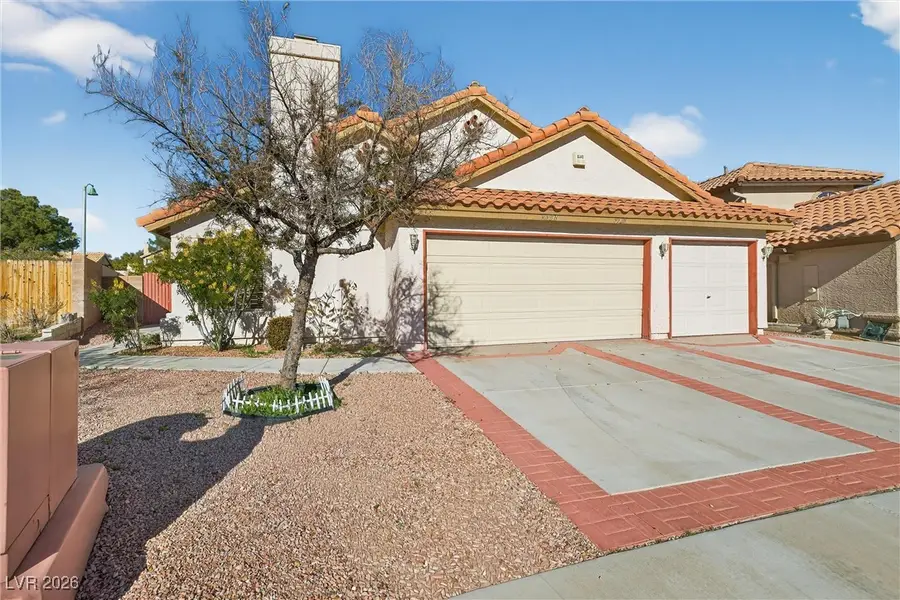 9528 Shallow Brook Circle, Las Vegas, NV 89117 - Image #3