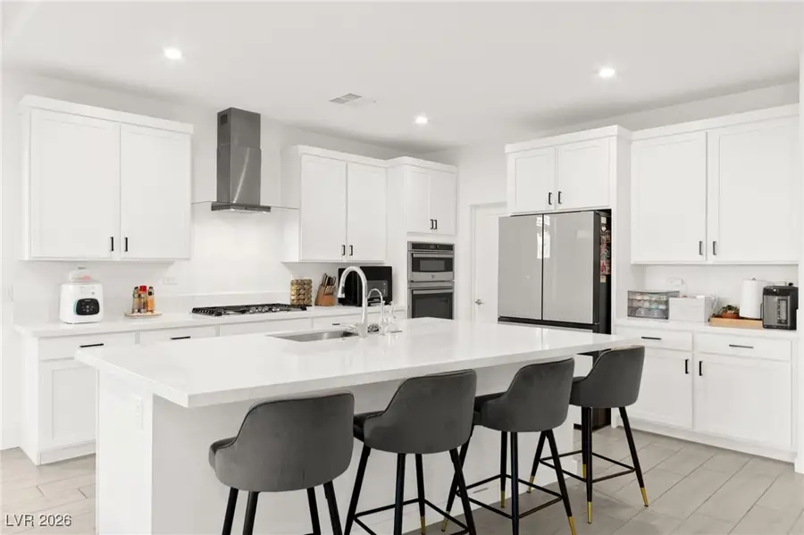 4112 W Landberg Avenue, Las Vegas, NV 89141 - Image #2