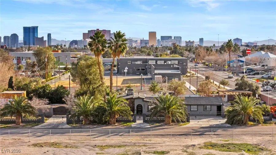 2021 Mills Circle, Las Vegas, NV 89106 - Image #2