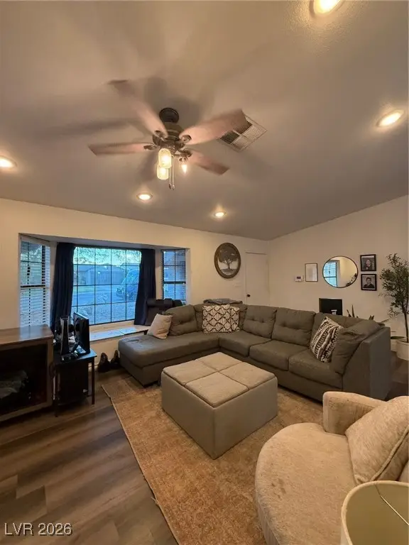 6624 Mountainwood Lane, Las Vegas, NV 89103 - Image #3