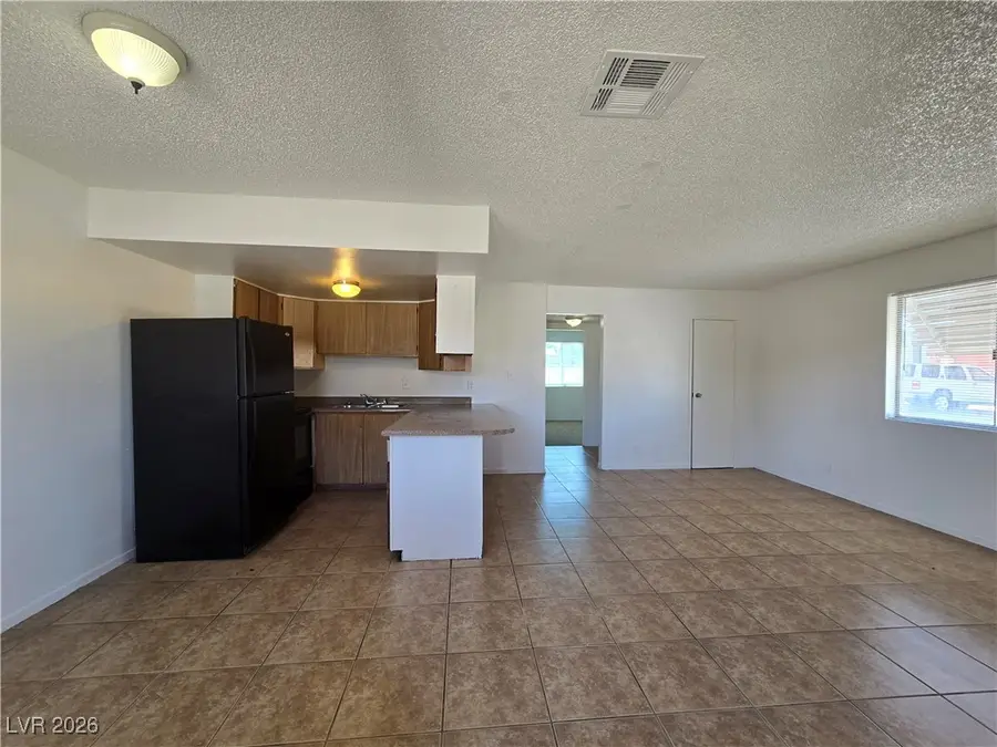 628 Triest Court, Las Vegas, NV 89110 - Image #2