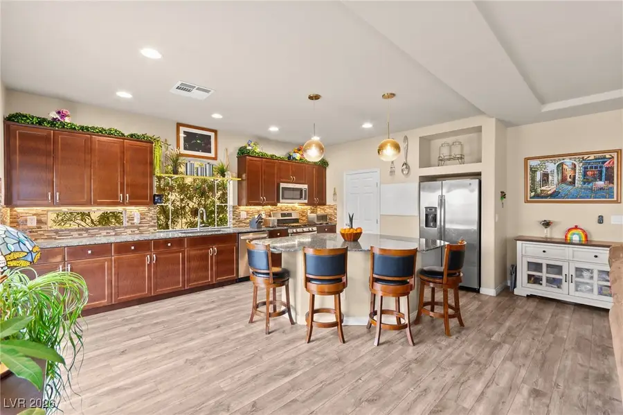 6518 Averill Creek Avenue, Las Vegas, NV 89118 - Image #2