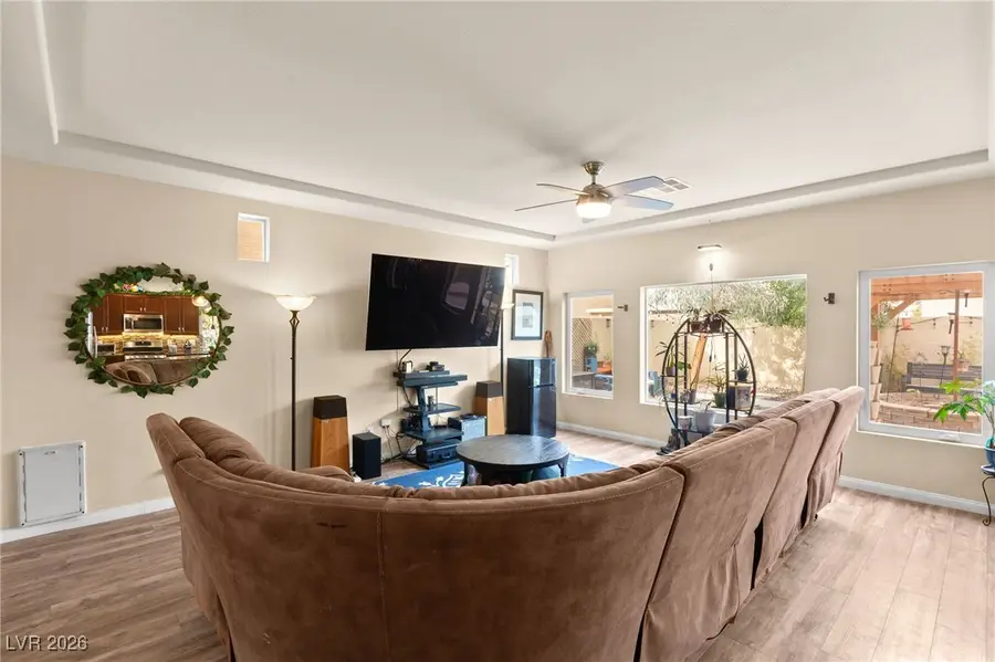 6518 Averill Creek Avenue, Las Vegas, NV 89118 - Image #3