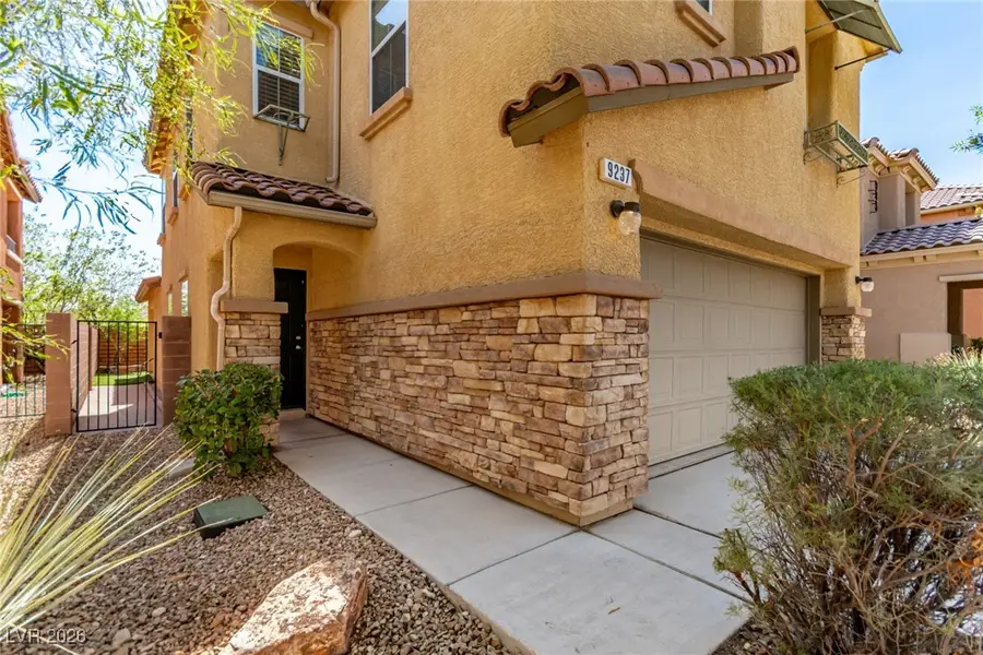 9237 Weeping Water Avenue, Las Vegas, NV 89178 - Image #3