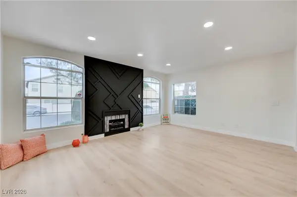 8457 Blazing Sun Avenue, Las Vegas, NV 89129