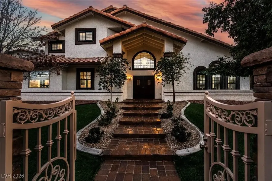 2200 S Pioneer Way, Las Vegas, NV 89117 - Image #2