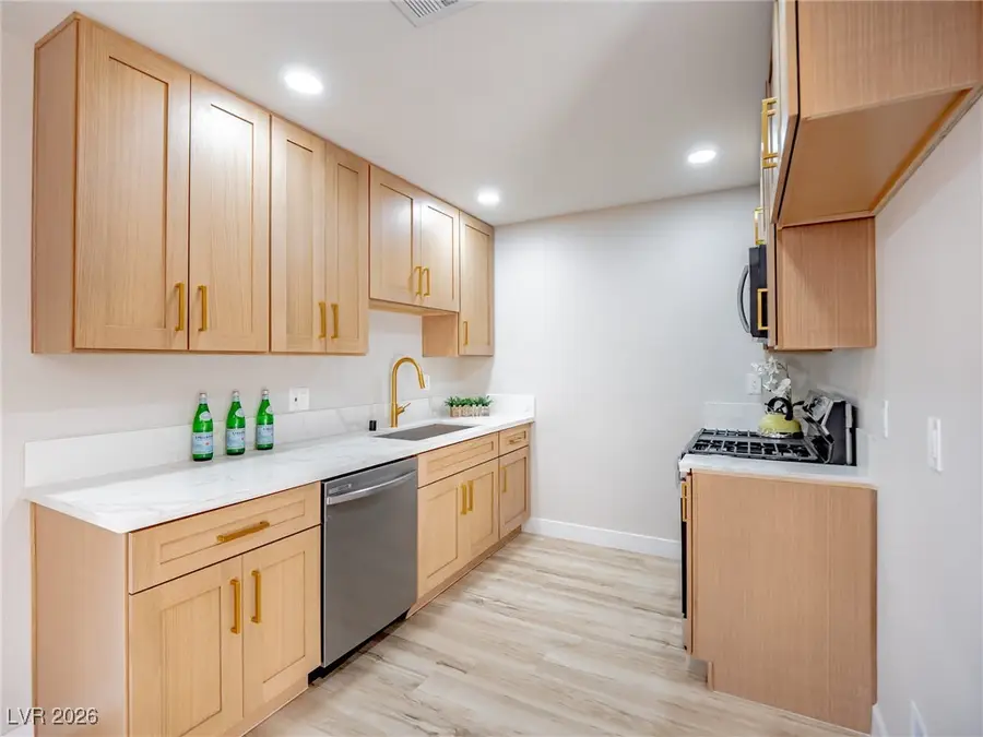 1205 Stoney Beach Street, Las Vegas, NV 89110 - Image #2