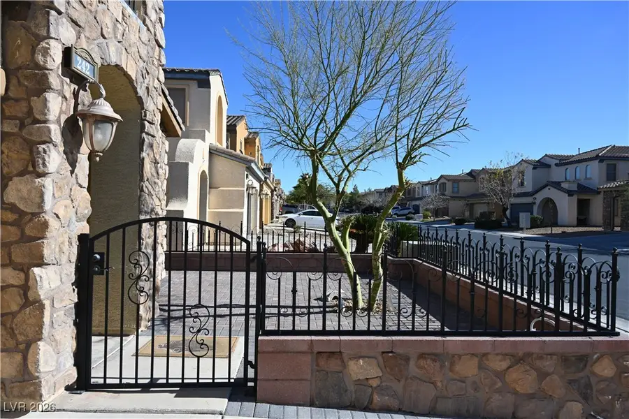 242 Via Franciosa Drive, Henderson, NV 89011 - Image #3