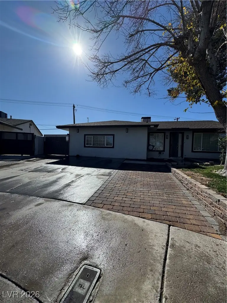905 Vaughn Street, Las Vegas, NV 89101 - #3