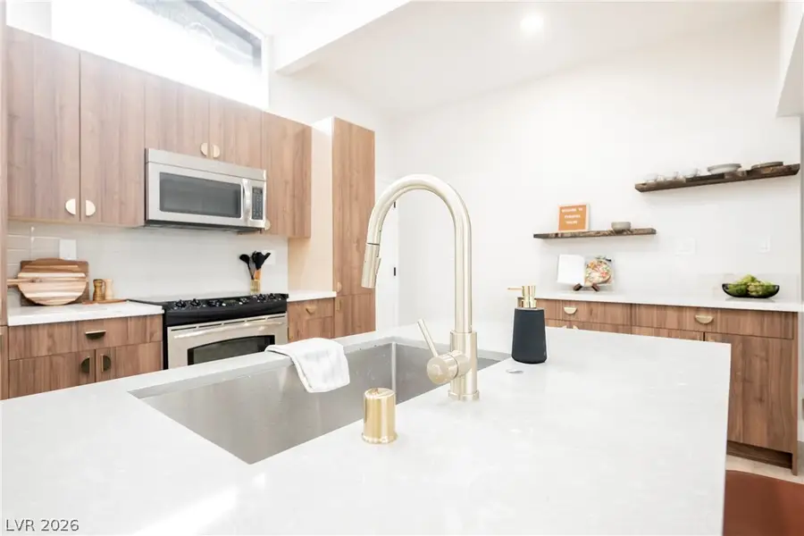 3369 Nahatan Way, Las Vegas, NV 89169 - #2