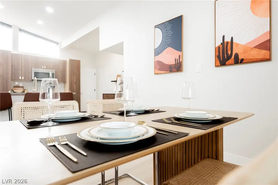 3369 Nahatan Way, Las Vegas, NV 89169 - #3