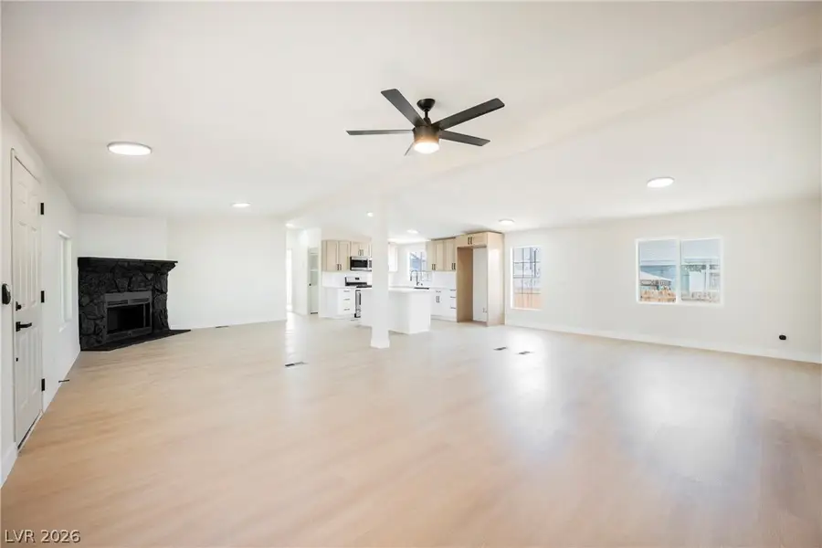 6137 Yellowstone Avenue, Las Vegas, NV 89156 - Image #2