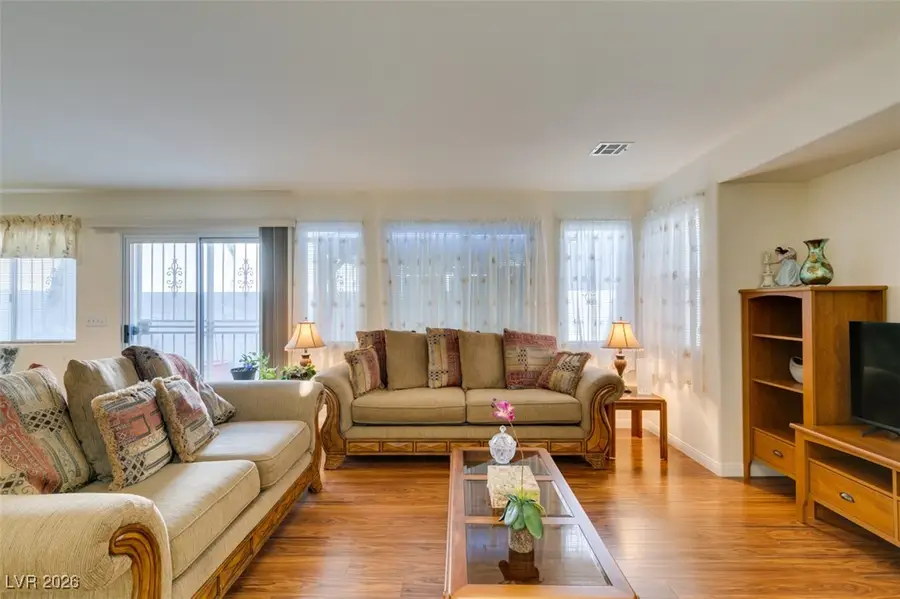 10257 Keystone Pastures Street, Las Vegas, NV 89183 - Image #3