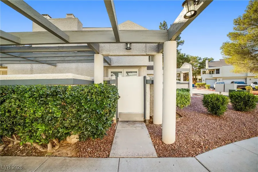 2748 Lodestone Drive, Las Vegas, NV 89117 - #2