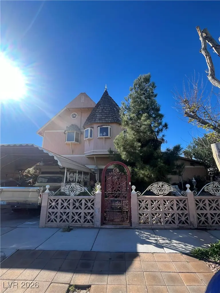 2800 Howard Drive, Las Vegas, NV 89104 - Image #1