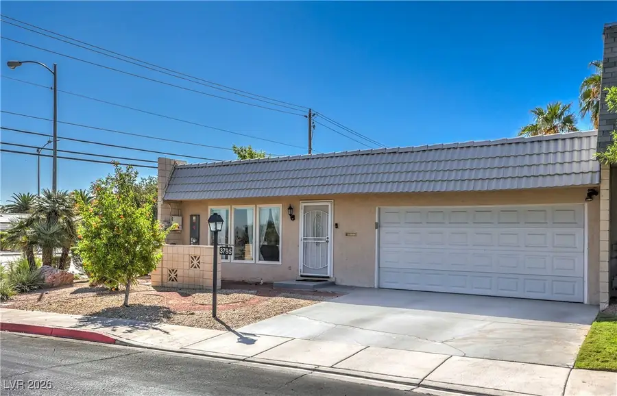3795 Heritage Avenue, Las Vegas, NV 89121 - #2