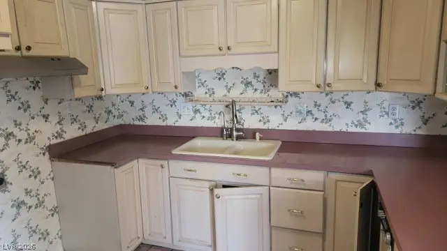 350 E Desert Inn Road #C103, Las Vegas, NV 89109 - #2