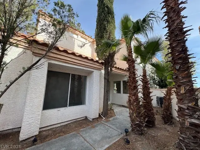 8921 Diamond Falls Drive, Las Vegas, NV 89117 - #2