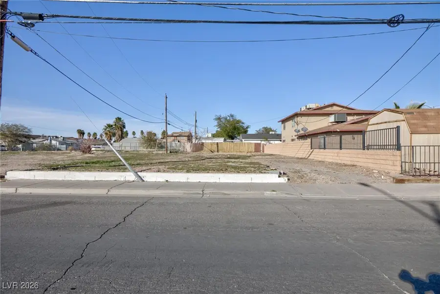 108 E Tonopah, North Las Vegas, NV 89030 - Image #2