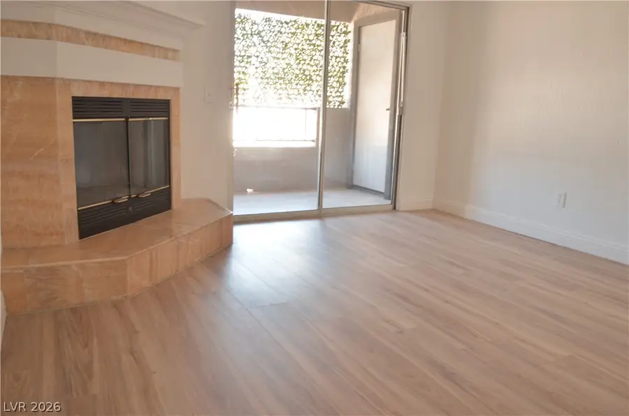 2606 S Durango Drive #279, Las Vegas, NV 89117 - #3