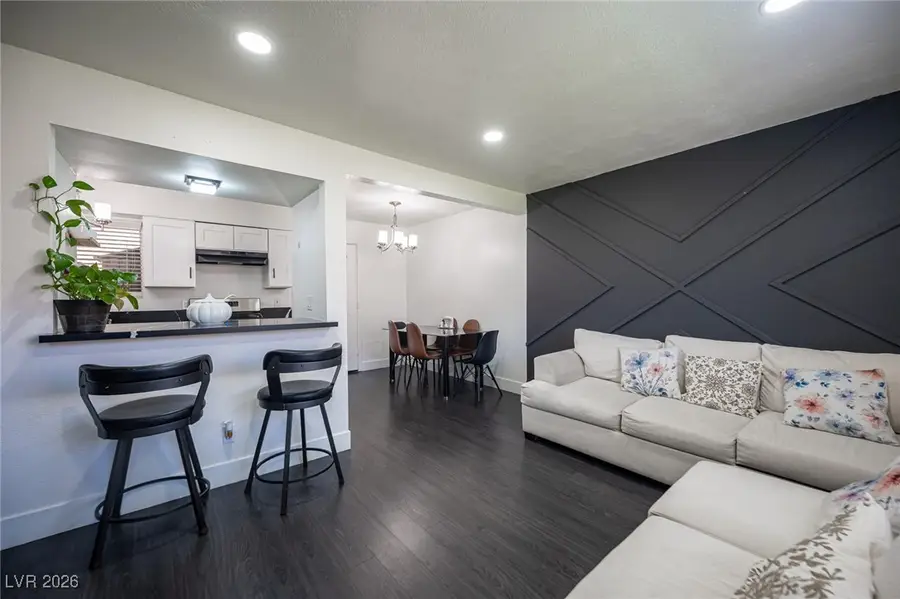 582 Blue Lagoon Drive, Las Vegas, NV 89110 - Image #2