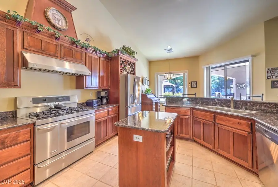 2061 Iroquois Avenue, Pahrump, NV 89048 - Image #3