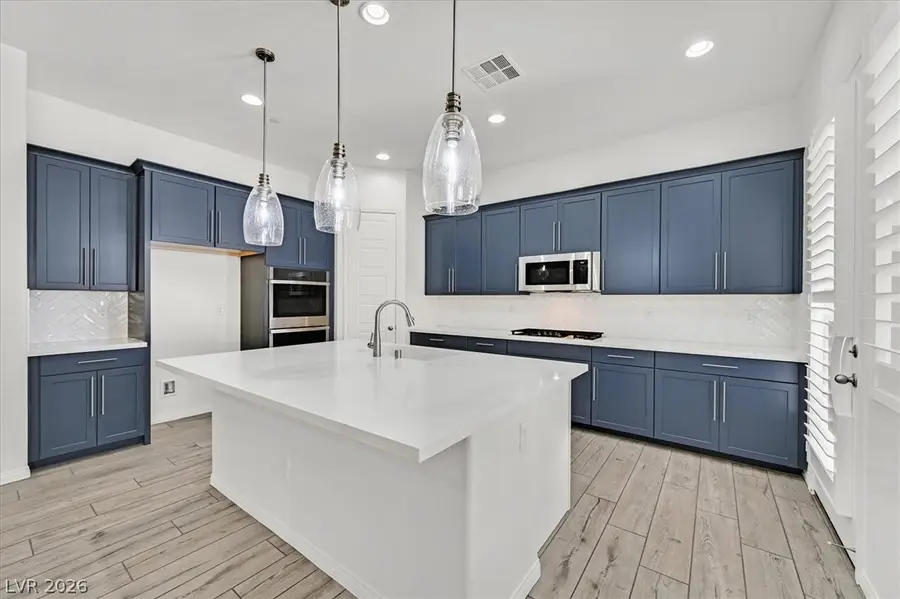 10990 Tracy Stevens Avenue, Las Vegas, NV 89166 - Image #2