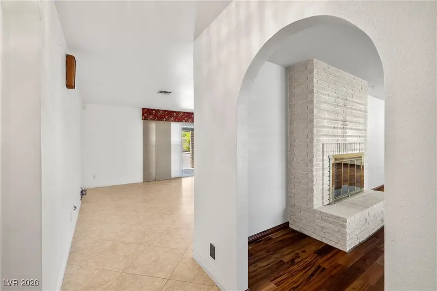 3090 Westwind Road, Las Vegas, NV 89146 - #3