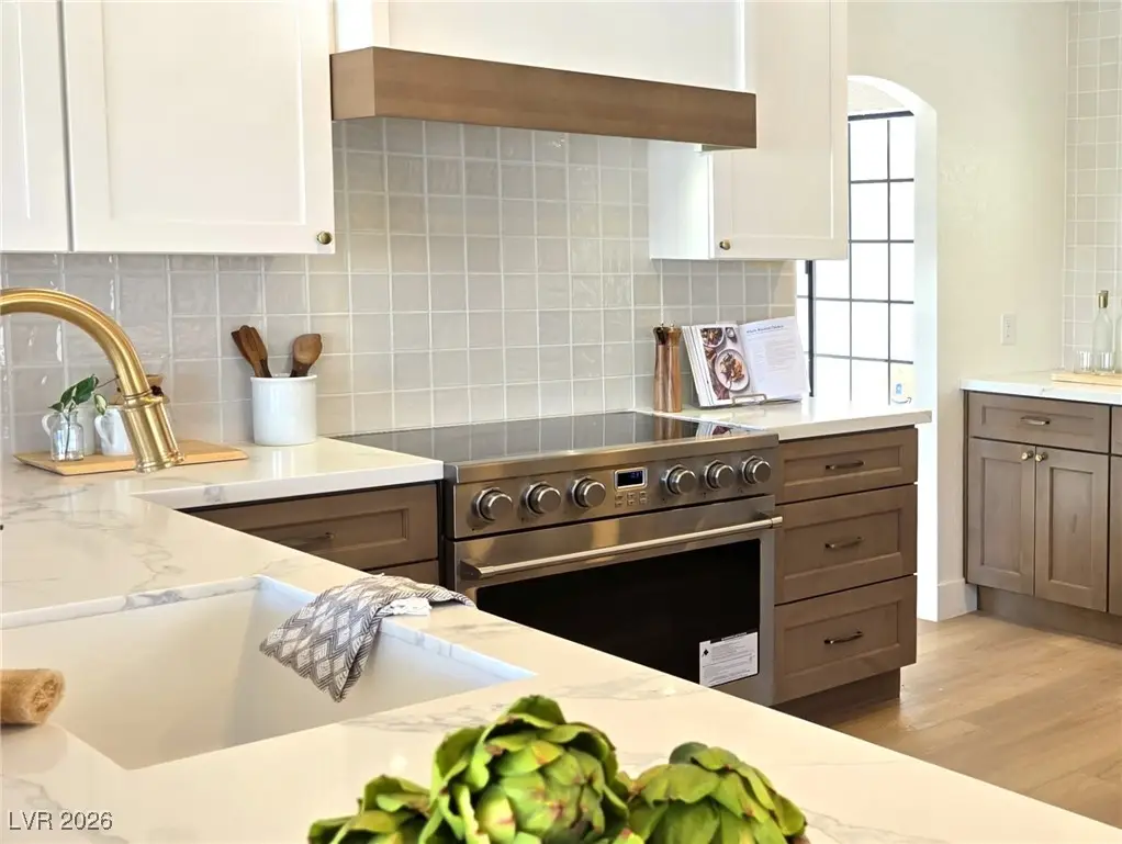 5540 Bisset Avenue, Las Vegas, NV 89118 - Image #1