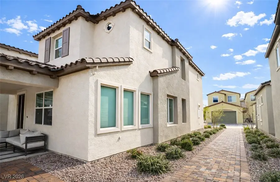 224 Vanhoy Avenue, Henderson, NV 89011 - Image #2