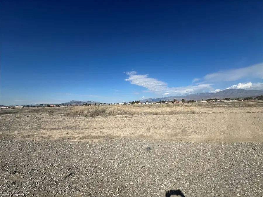 960 E Honeysuckle Street, Pahrump, NV 89048 - Image #2