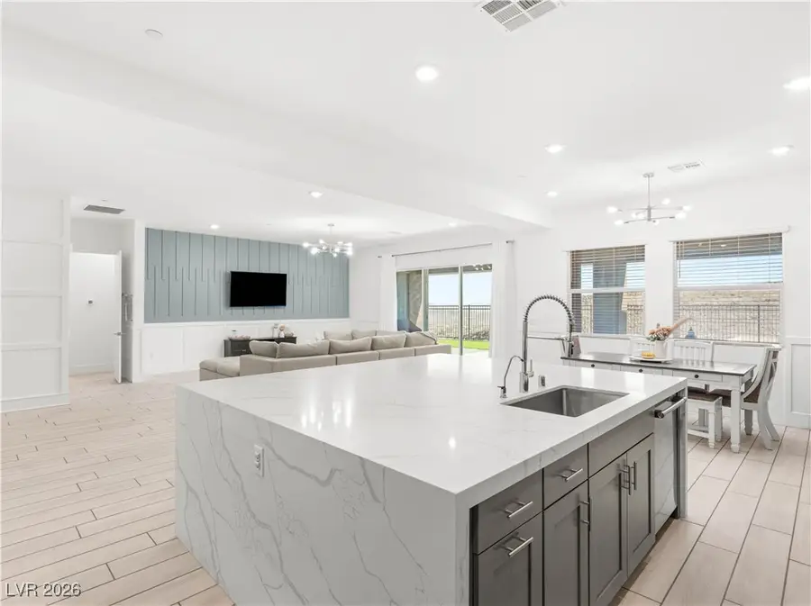 342 Kandinsky Court, Henderson, NV 89012 - Image #2