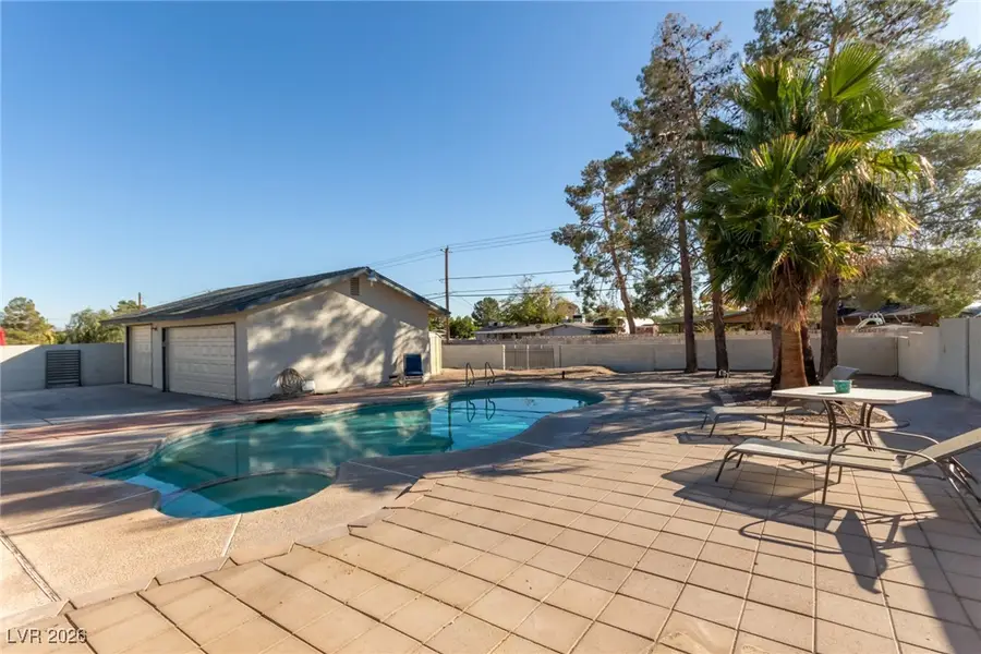 5905 Paseo Montana, Las Vegas, NV 89108 - Image #2