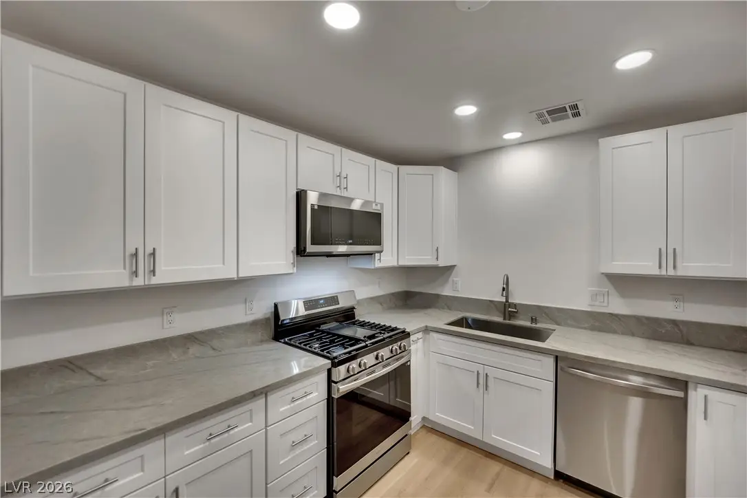 2108 Velvet Hill Avenue, Las Vegas, NV 89106 - Image #1