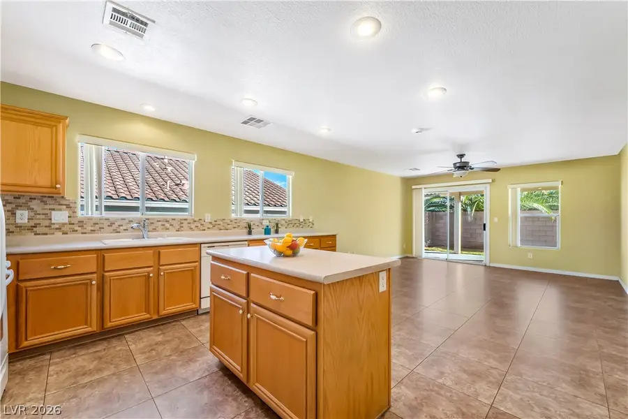 194 Kings Canyon Court, Henderson, NV 89012 - Image #3