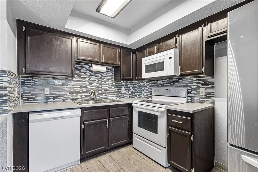 1113 Sulphur Springs Lane #202, Las Vegas, NV 89128 - #2