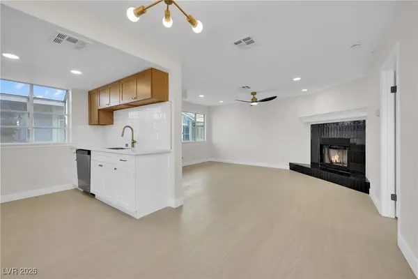 5841 Medallion Drive #102, Las Vegas, NV 89122