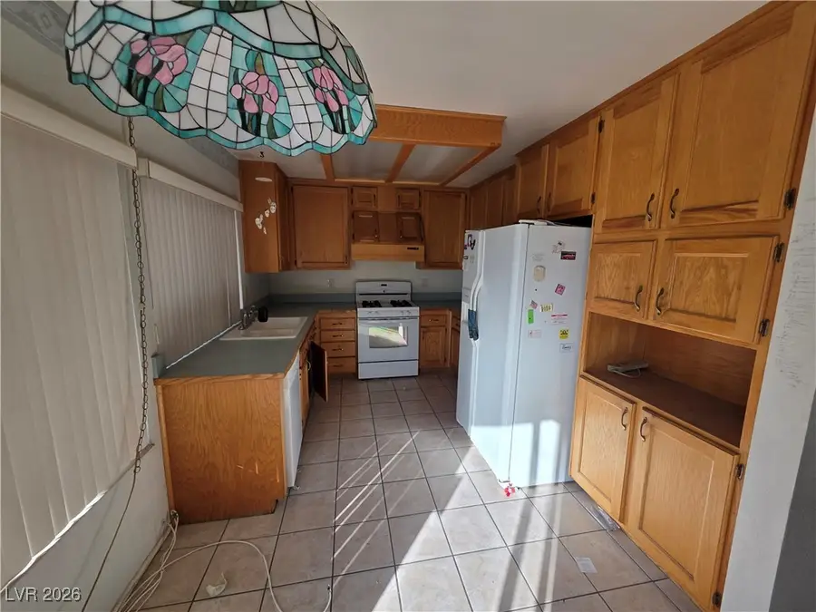 7275 Bridgeview Avenue, Las Vegas, NV 89147 - #3