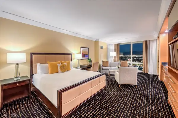 2000 Fashion Show Drive #5617, Las Vegas, NV 89109