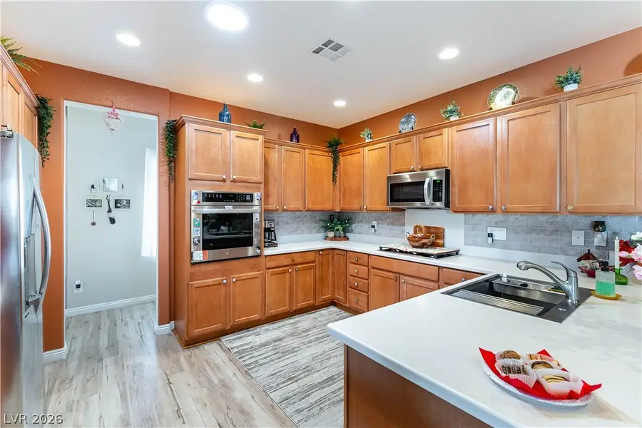 7324 Royal Melbourne Drive, Las Vegas, NV 89131 - Image #2