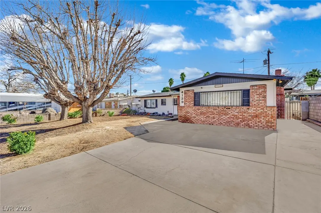 4139 El Segundo Avenue, Las Vegas, NV 89121 - #1